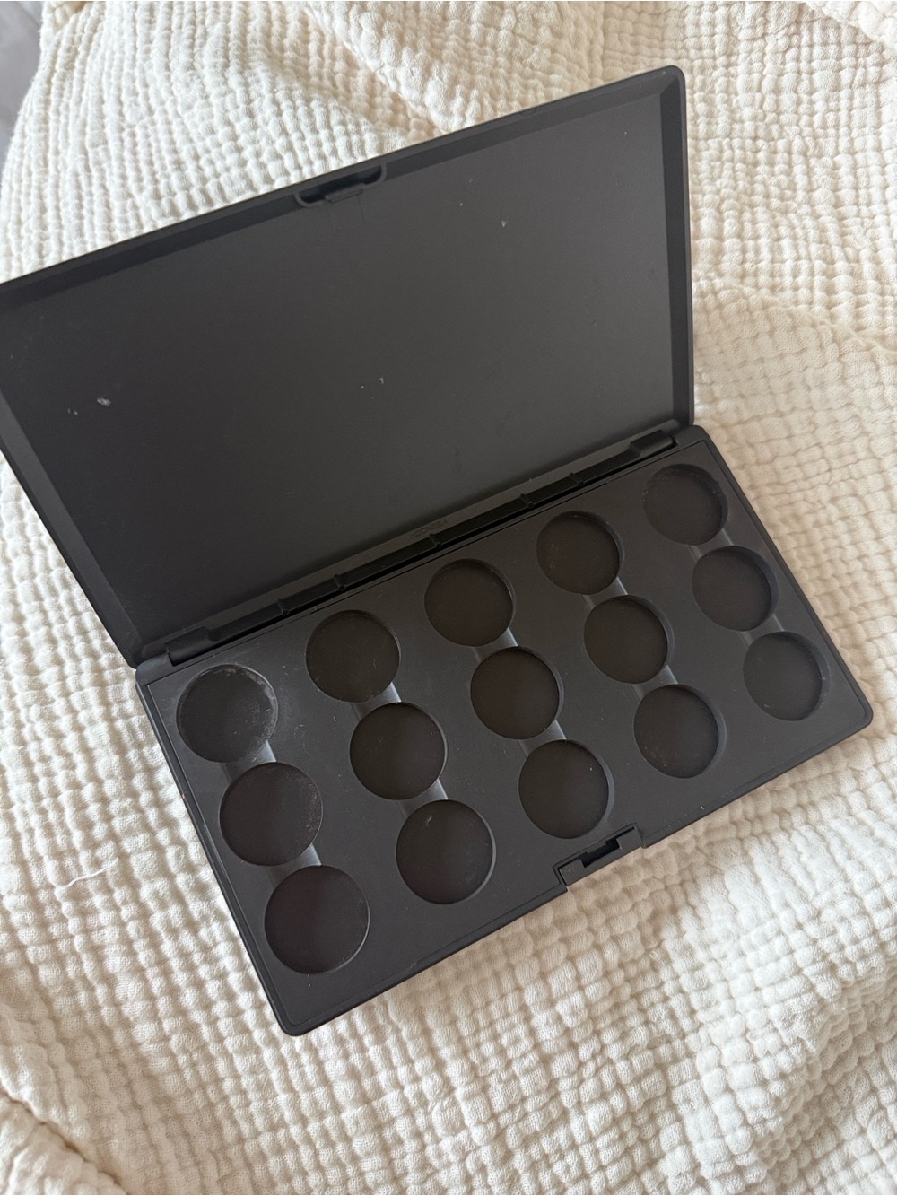 Mac Empty Pallet black grey makeup make up pro cosmetic magnetic eye shadows